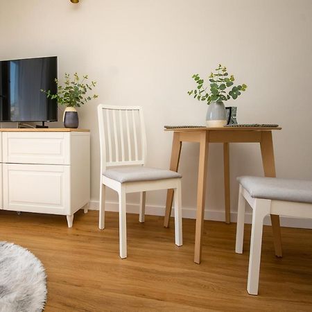 Apartament Willa Lniana Sulechów Esterno foto