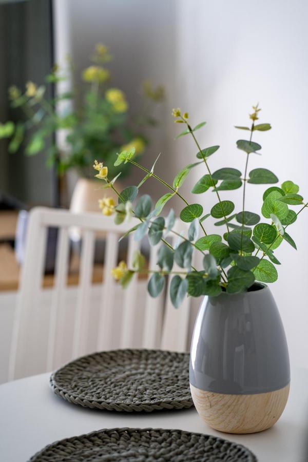 Apartament Willa Lniana Sulechów Esterno foto